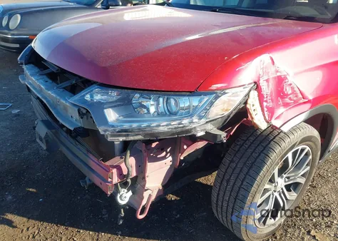 2016 Mitsubishi Outlander Se z USA, uszkodzony, nr VIN JA4AD3A30GZ001054